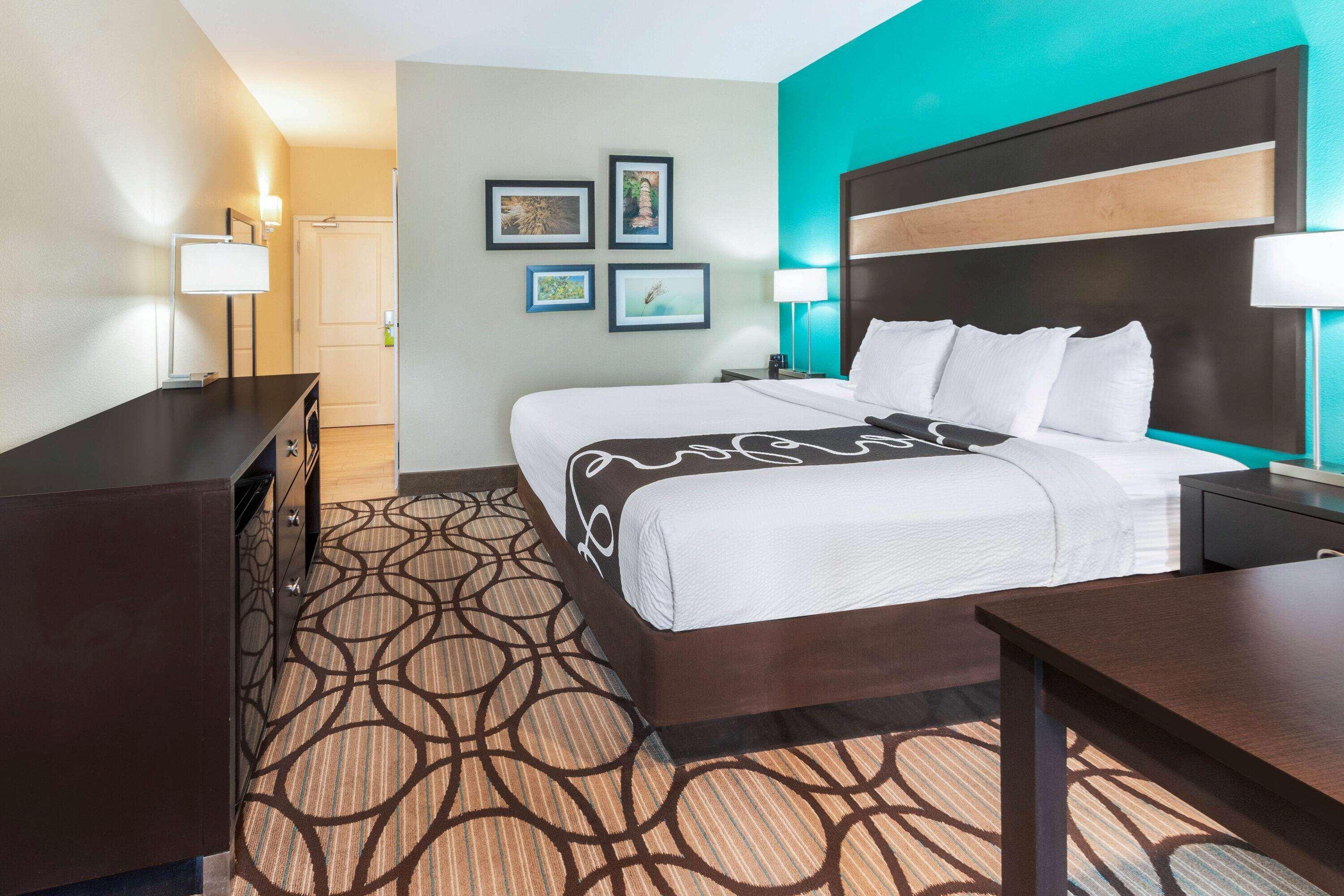 La Quinta By Wyndham Carlsbad Hotel Eksteriør billede
