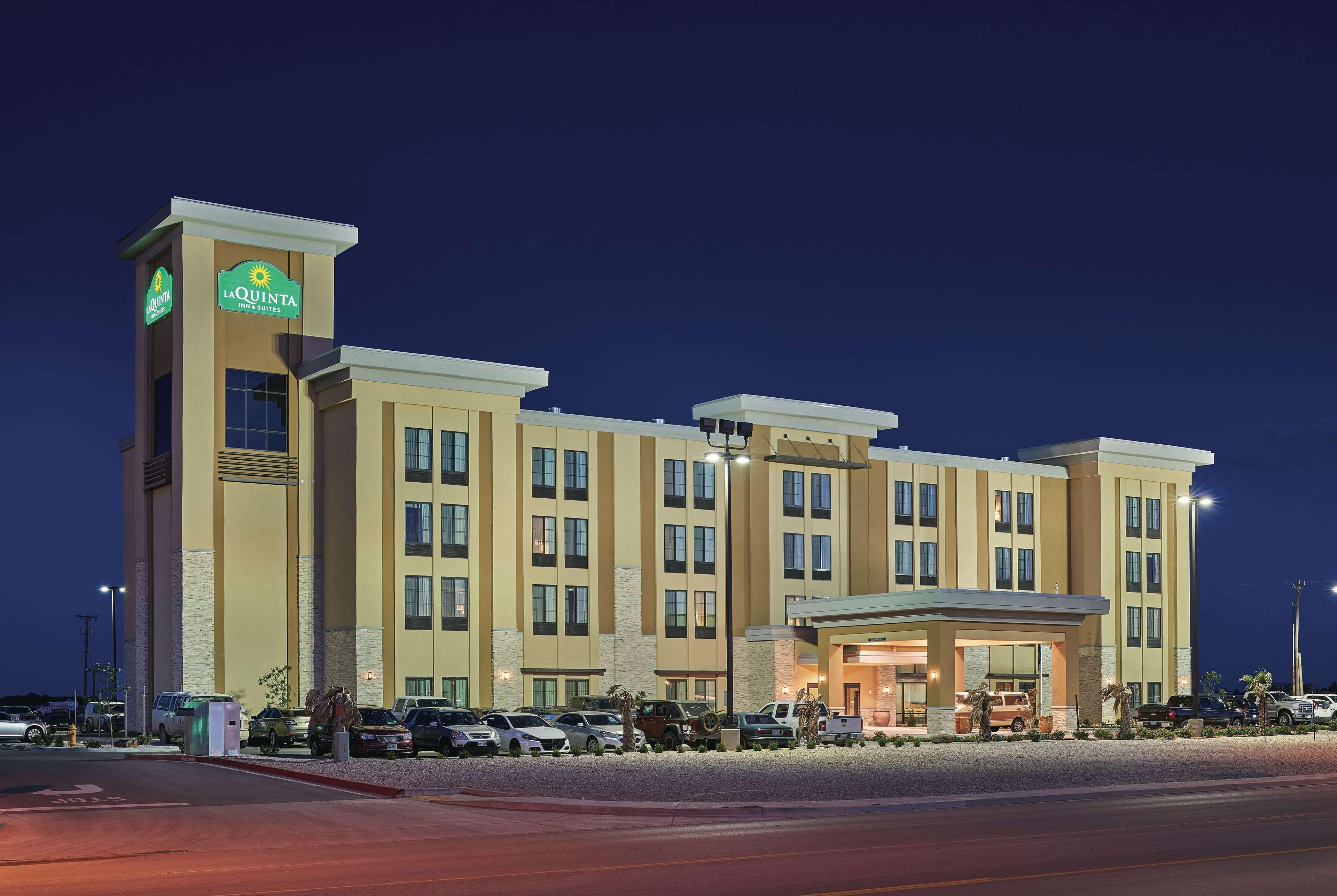 La Quinta By Wyndham Carlsbad Hotel Eksteriør billede