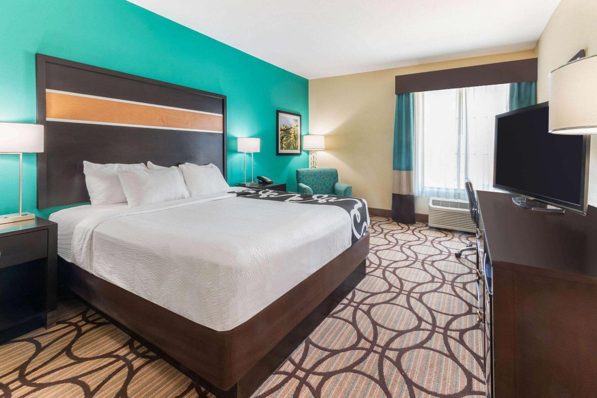 La Quinta By Wyndham Carlsbad Hotel Eksteriør billede