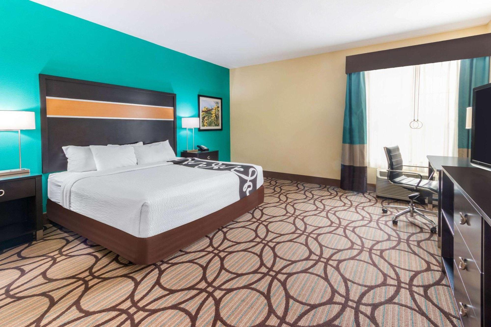 La Quinta By Wyndham Carlsbad Hotel Eksteriør billede